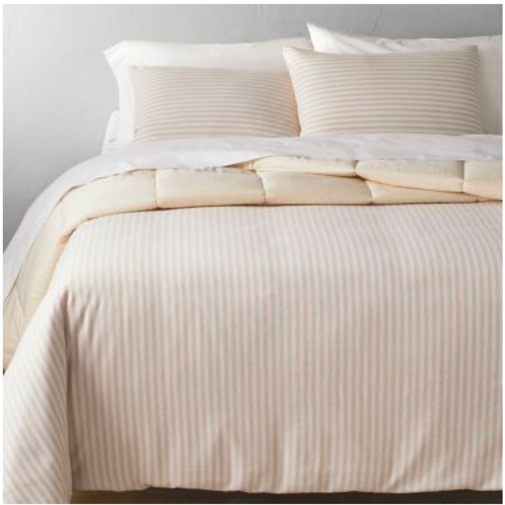 Casaluna Linen Blend Comforter set